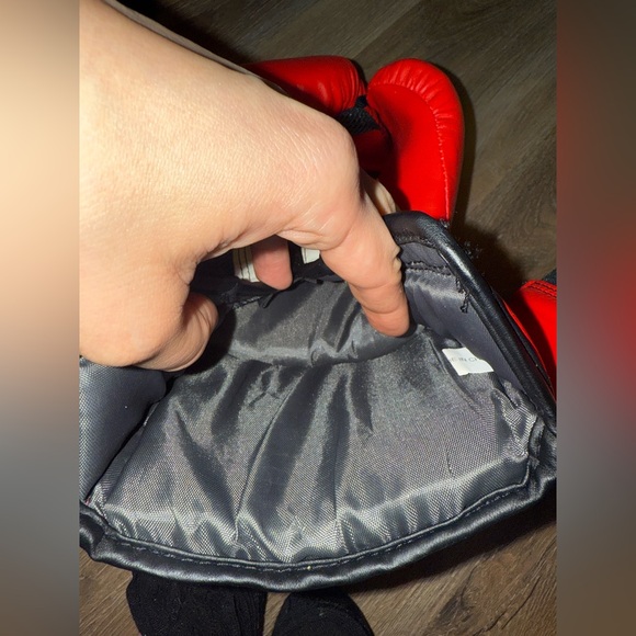 Everlast Pro Style Elite Training Gloves Red 12 oz Boxing Workout Gloves BUNDLE - Picture 12 of 16